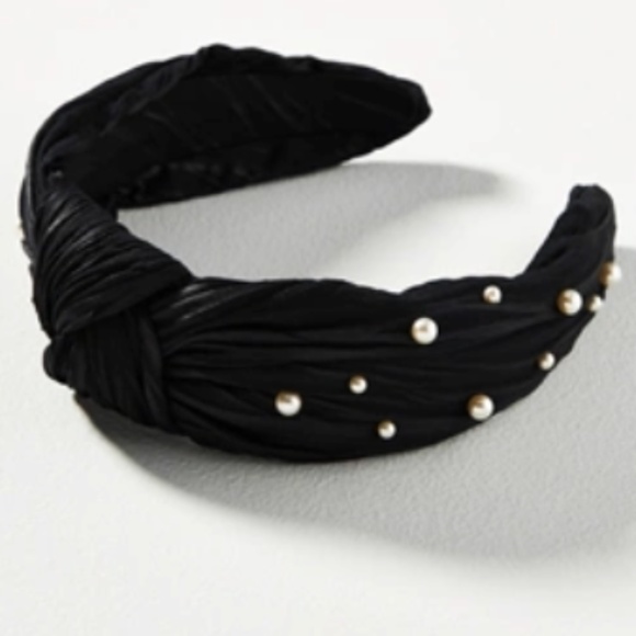 Anthropologie Accessories - Anthropologie Everly Pleated Pearl Knot Headband Black